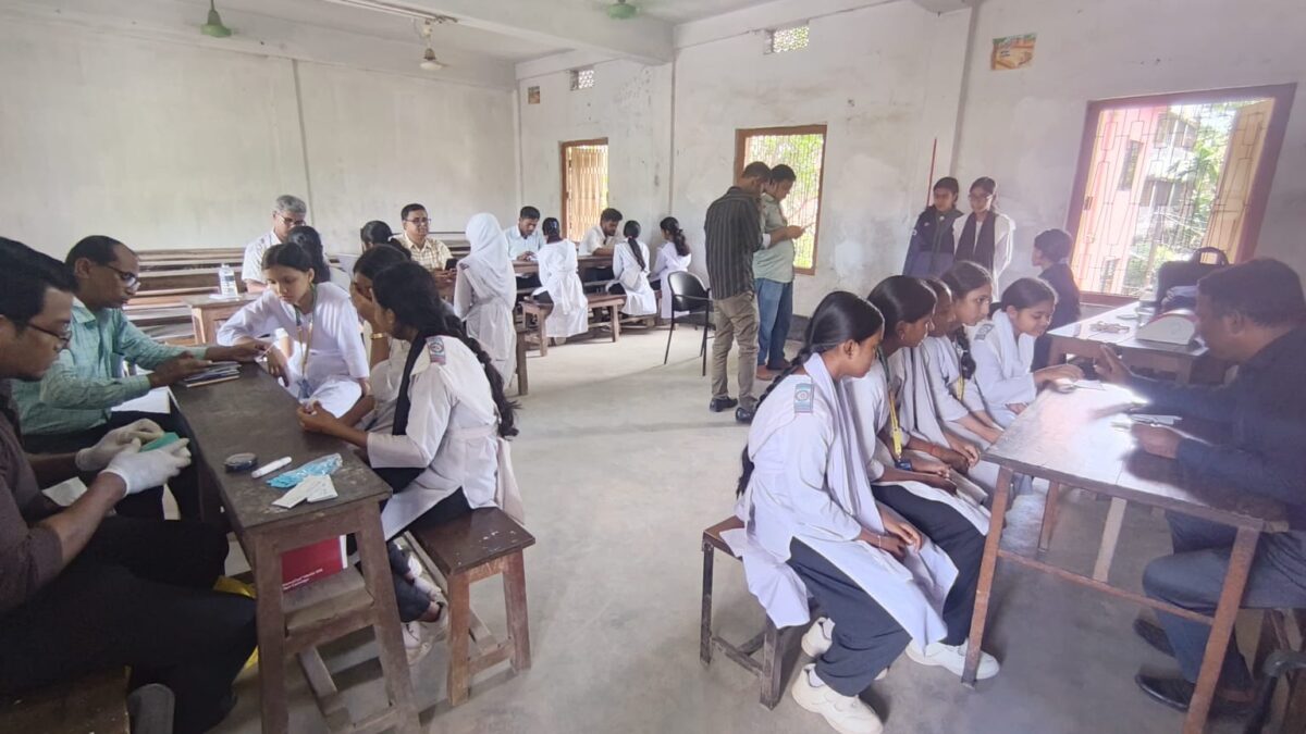 বিদ্যালয়ে ডায়াবেটিস সচেতনতা ও সংহতি কর্মসূচি